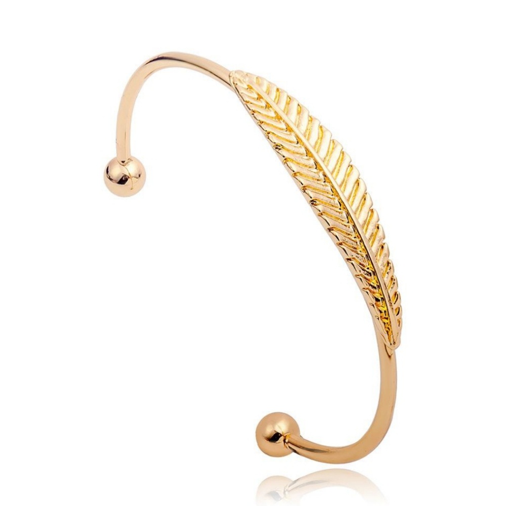 Trendy Fashion Leaf Bracelet